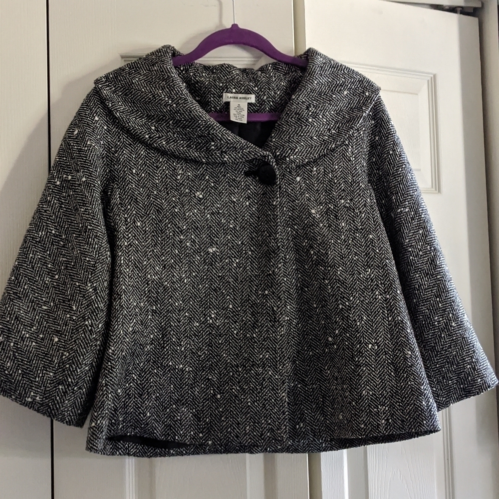 Laura Ashley JACKET. Black and White Tweed 3/4 Sleeve. Size M. Great condition.